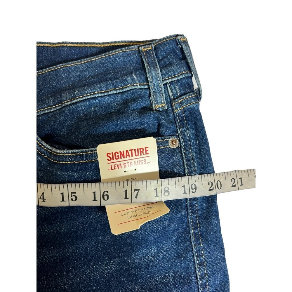 Levi Strauss Signature High Rise Straight Women's Jeans - Picture 5 of 6